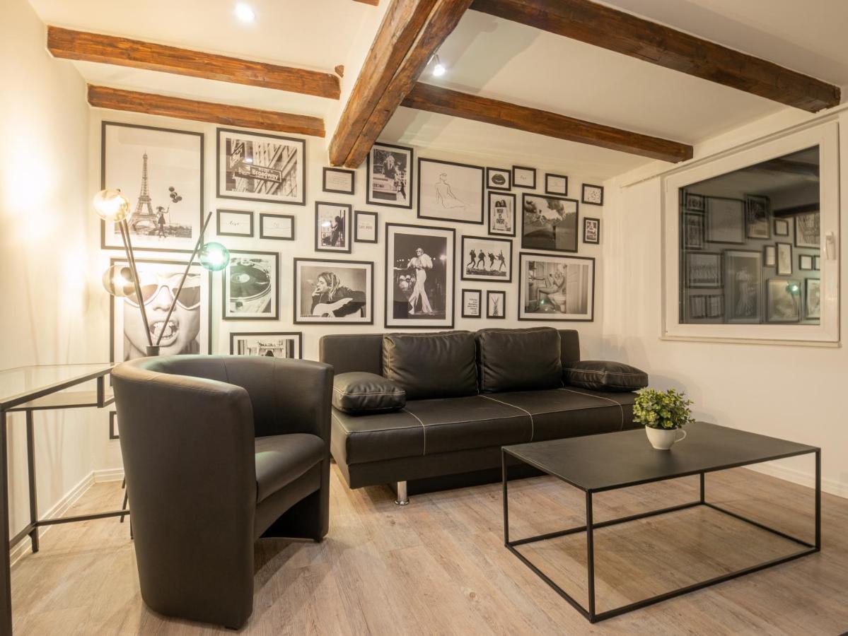 Stylisches Apartment In Hannover Buitenkant foto
